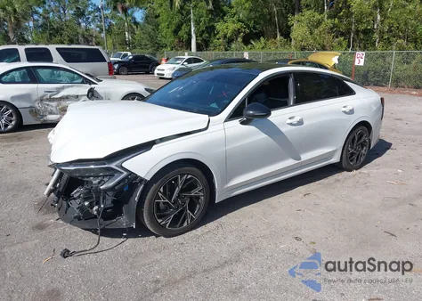 2025 Kia K5 Gt-Line z USA, uszkodzony, nr VIN KNAG64J72S5298165